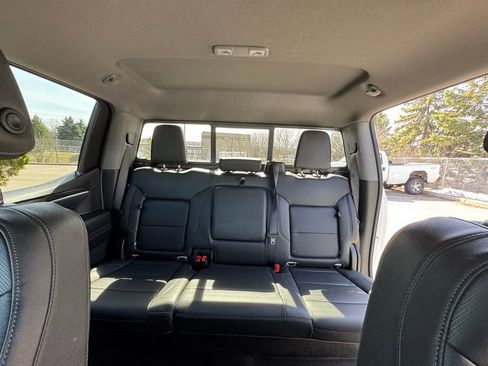 Used 2025 Chevrolet Silverado 1500 LTZ image 30