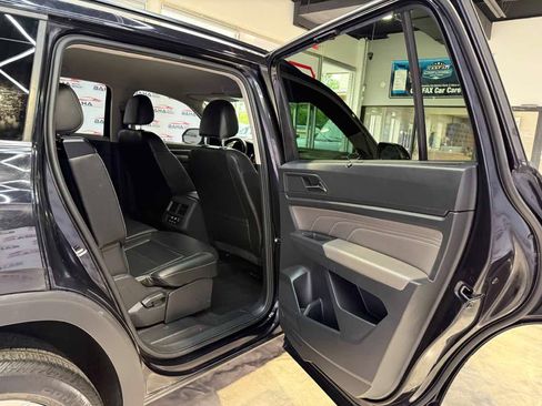 Used 2021 Volkswagen Atlas SE FWD image 45
