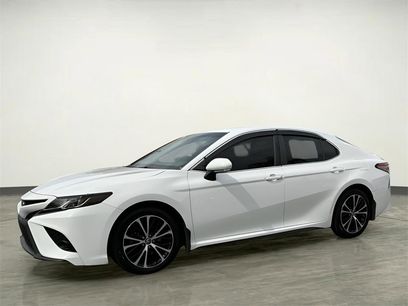 Used 2018 Toyota Camry SE
