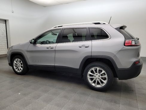 Used 2019 Jeep Cherokee Latitude w/ Popular Appearance Group image 3