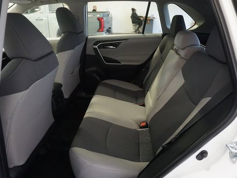 Certified 2025 Toyota RAV4 XLE image 21