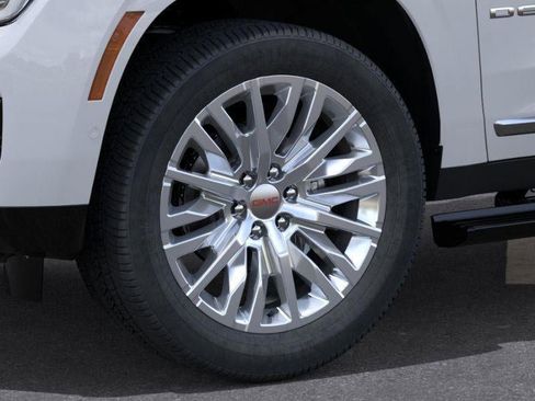 New 2026 GMC Yukon XL Denali AWD/4WD image 9