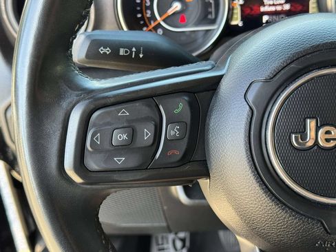 Used 2022 Jeep Wrangler Unlimited Sport AWD/4WD image 11