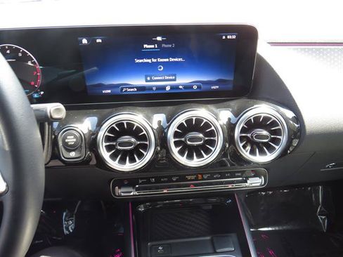 Used 2026 Mercedes-Benz GLA 250 4MATIC image 14
