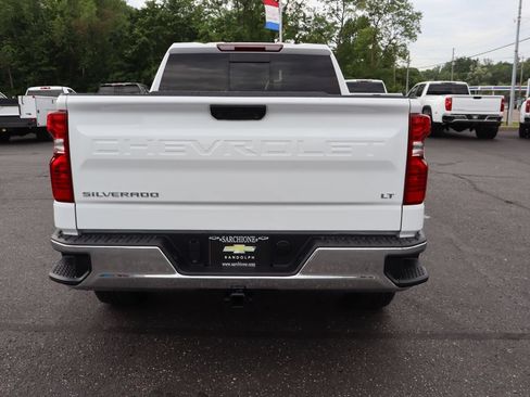 New 2026 Chevrolet Silverado 1500 LT w/ LPO, Dark Essentials Package AWD/4WD image 13