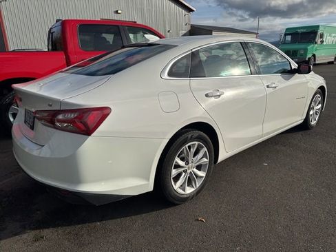 Used 2022 Chevrolet Malibu LT image 3