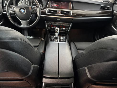 Used 2017 BMW 550i Gran Turismo xDrive AWD/4WD image 22