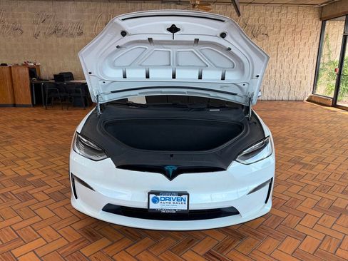 Used 2023 Tesla Model X AWD/4WD image 34