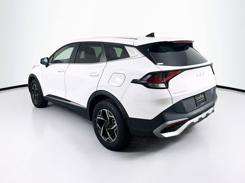 Used 2025 Kia Sportage LX image 5