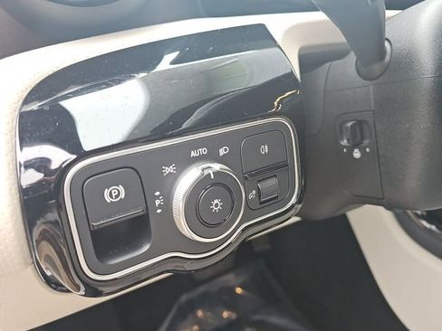 Certified 2022 Mercedes-Benz A 220 4MATIC image 17