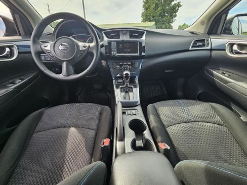 Used 2019 Nissan Sentra SR FWD image 37