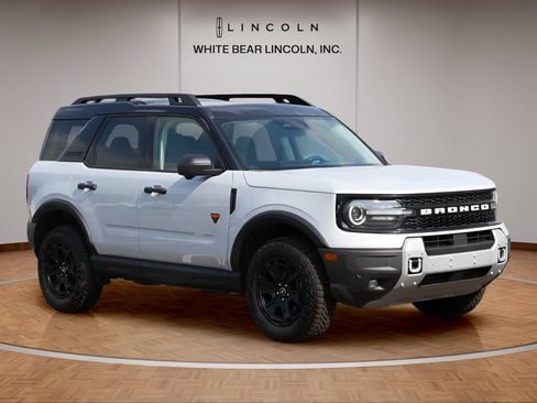Used 2026 Ford Bronco Sport Badlands w/ Sasquatch Badlands Package AWD/4WD image 3
