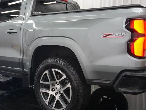 Used 2023 Chevrolet Colorado Z71 w/ Z71 Convenience Package 2 AWD/4WD image 6