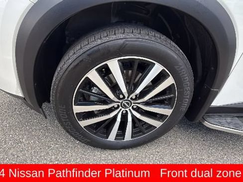Used 2024 Nissan Pathfinder Platinum w/ Cargo Package AWD/4WD image 9