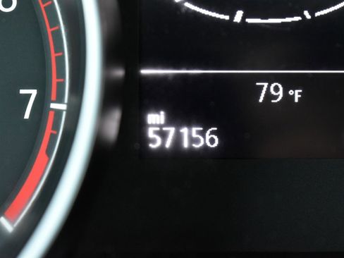 Used 2017 Volkswagen Golf Alltrack S image 17