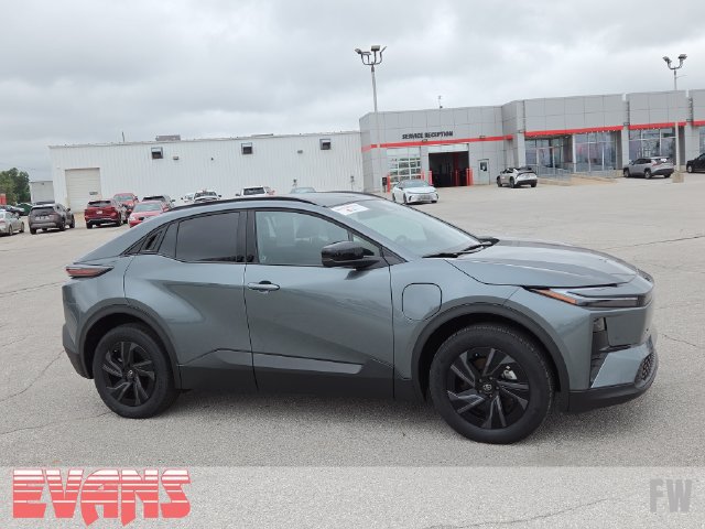 Certified 2026 Toyota C-HR AWD/4WD image 2