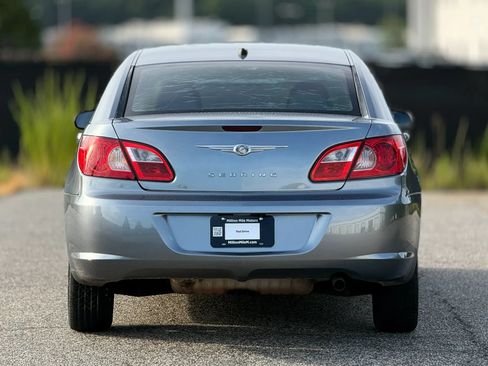 Used 2008 Chrysler Sebring LX FWD image 4