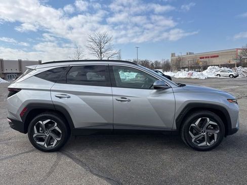 Used 2024 Hyundai Tucson Limited image 18