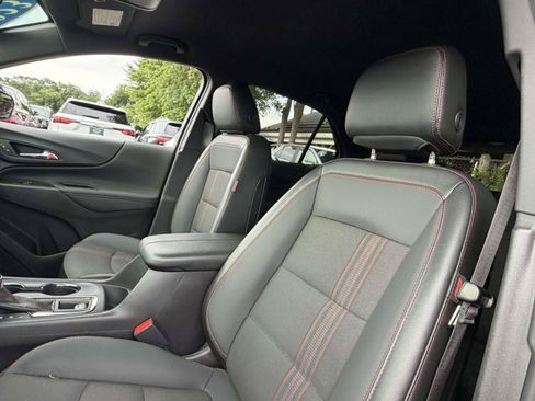 Used 2023 Chevrolet Equinox RS FWD image 11