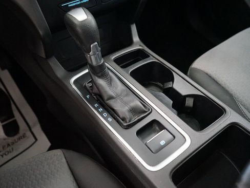 Used 2017 Ford Escape SE FWD image 36