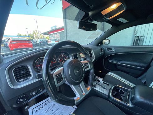 Used 2012 Dodge Charger SRT8 Super Bee w/ Driver Convenience Group II image 9