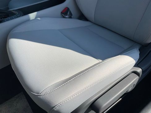 New 2026 Hyundai Kona SEL Sport FWD image 23