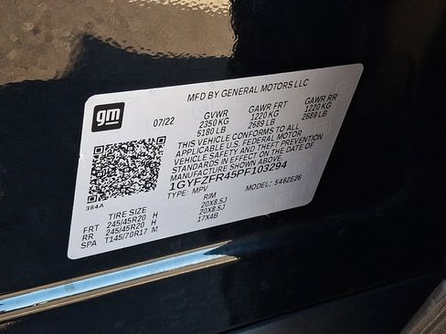 Certified 2023 Cadillac XT4 Sport w/ Cold Weather Package image 29