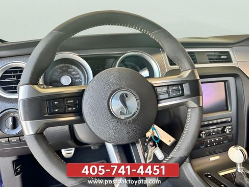 Used 2010 Ford Mustang Shelby GT500 RWD image 17