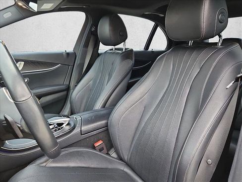 Used 2019 Mercedes-Benz E 300 image 13