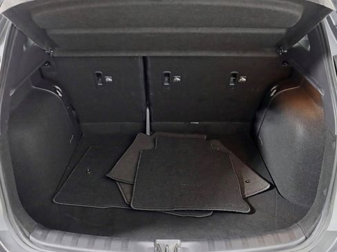 Used 2018 Nissan Kicks SV image 30