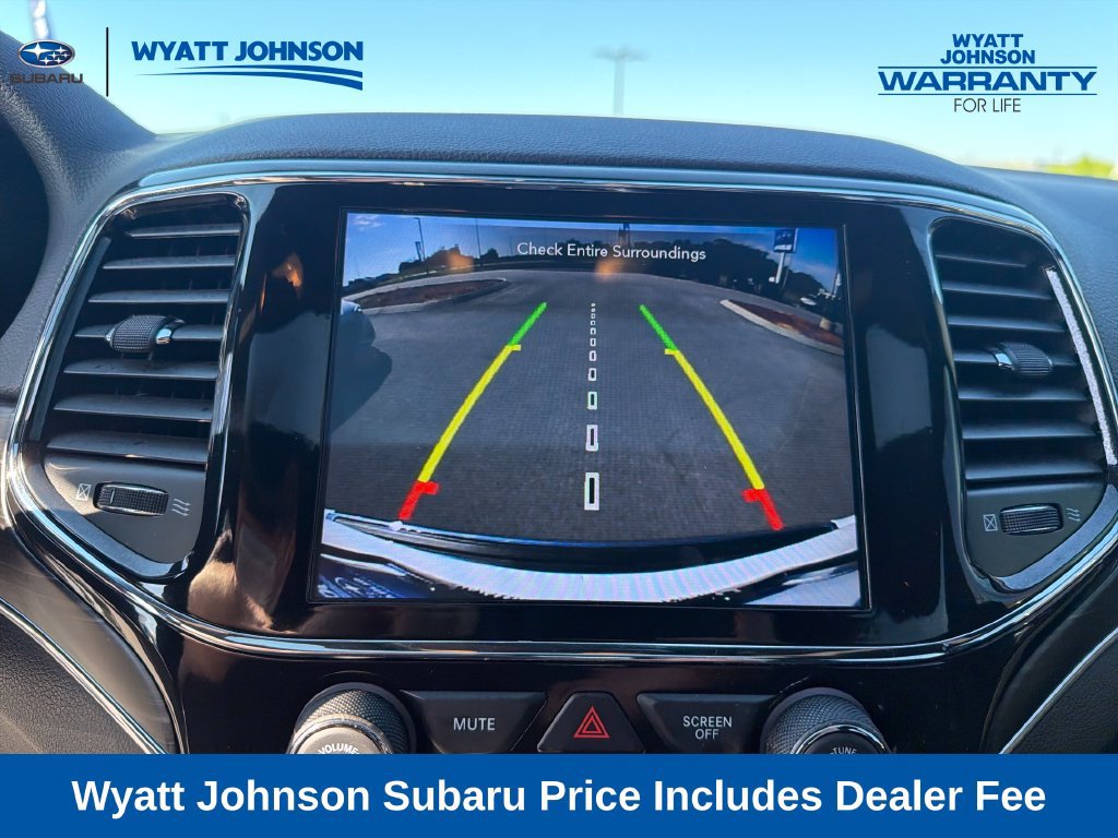 Used 2022 Jeep Grand Cherokee Limited AWD/4WD image 27