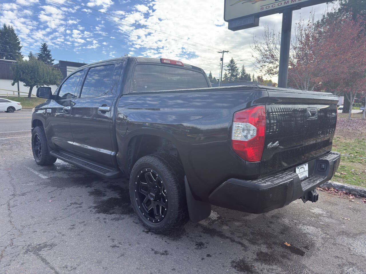 Used 2014 Toyota Tundra Platinum AWD/4WD image 19