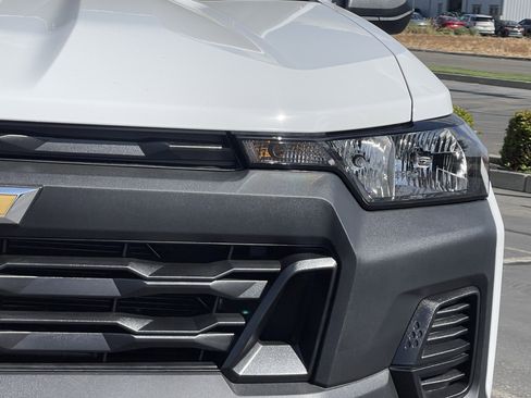 New 2026 Chevrolet Colorado W/T w/ WT Convenience Package II image 5