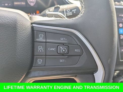 Used 2024 Jeep Grand Cherokee Altitude AWD/4WD image 28