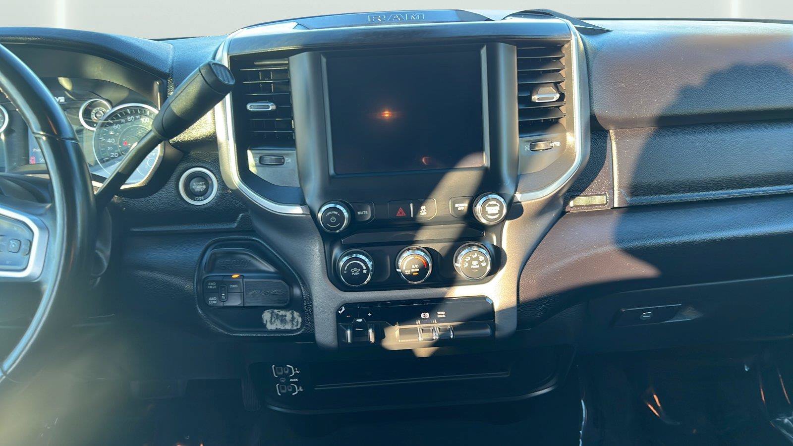 Used 2024 RAM 2500 Big Horn AWD/4WD image 10