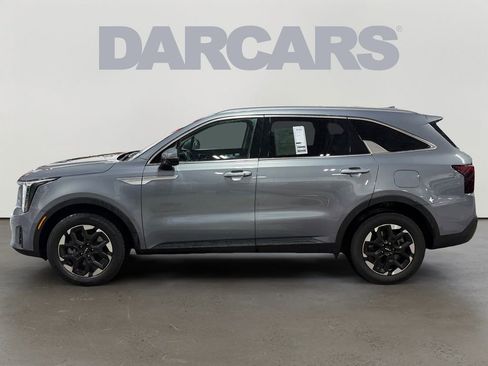 Used 2024 Kia Sorento S AWD/4WD image 4