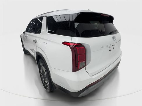 Used 2024 Hyundai Palisade Limited FWD image 10