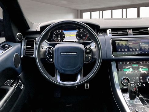 Used 2020 Land Rover Range Rover Sport HST image 5