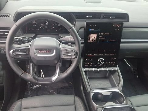 Used 2026 GMC Terrain AT4 w/ Convenience Package III AWD/4WD image 3