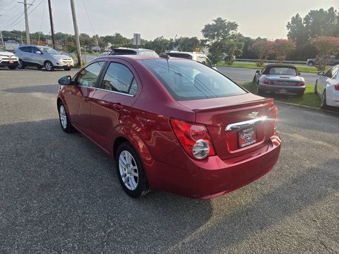 Used 2016 Chevrolet Sonic LT w/ Wheels and Fog Lamp Package FWD image 8