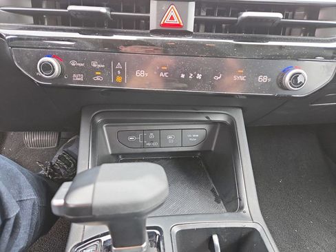 Used 2025 Kia K5 LXS image 25