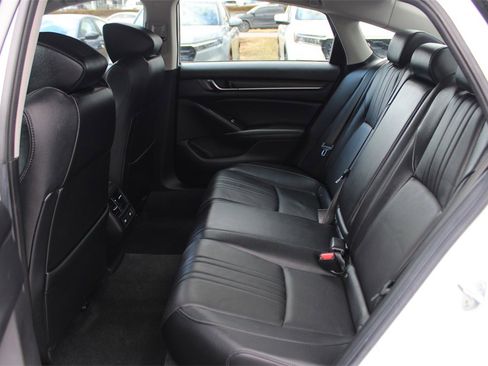 Certified 2021 Honda Accord EX-L image 12