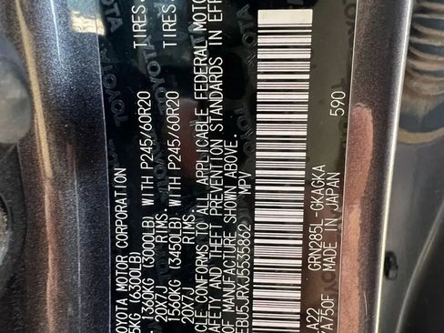 Used 2018 Toyota 4Runner Limited image 35