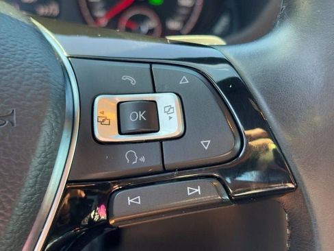 Used 2021 Volkswagen Passat 2.0T R-Line image 17