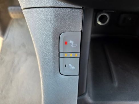 Used 2018 GMC Acadia SLT FWD image 26