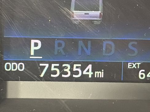 Used 2017 Toyota Tundra SR5 image 5