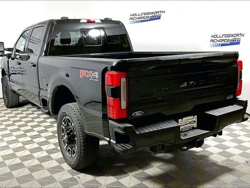 New 2026 Ford F250 Platinum AWD/4WD image 3