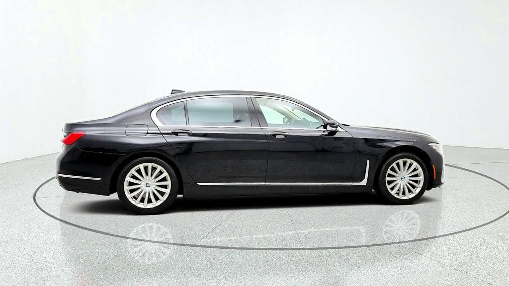 Used 2020 BMW 740i xDrive w/ Cold Weather Package AWD/4WD image 4