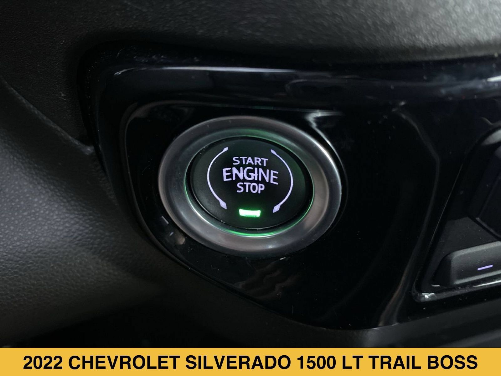 Certified 2022 Chevrolet Silverado 1500 LT Trail Boss w/ LT Trail Boss Premium Package AWD/4WD image 8