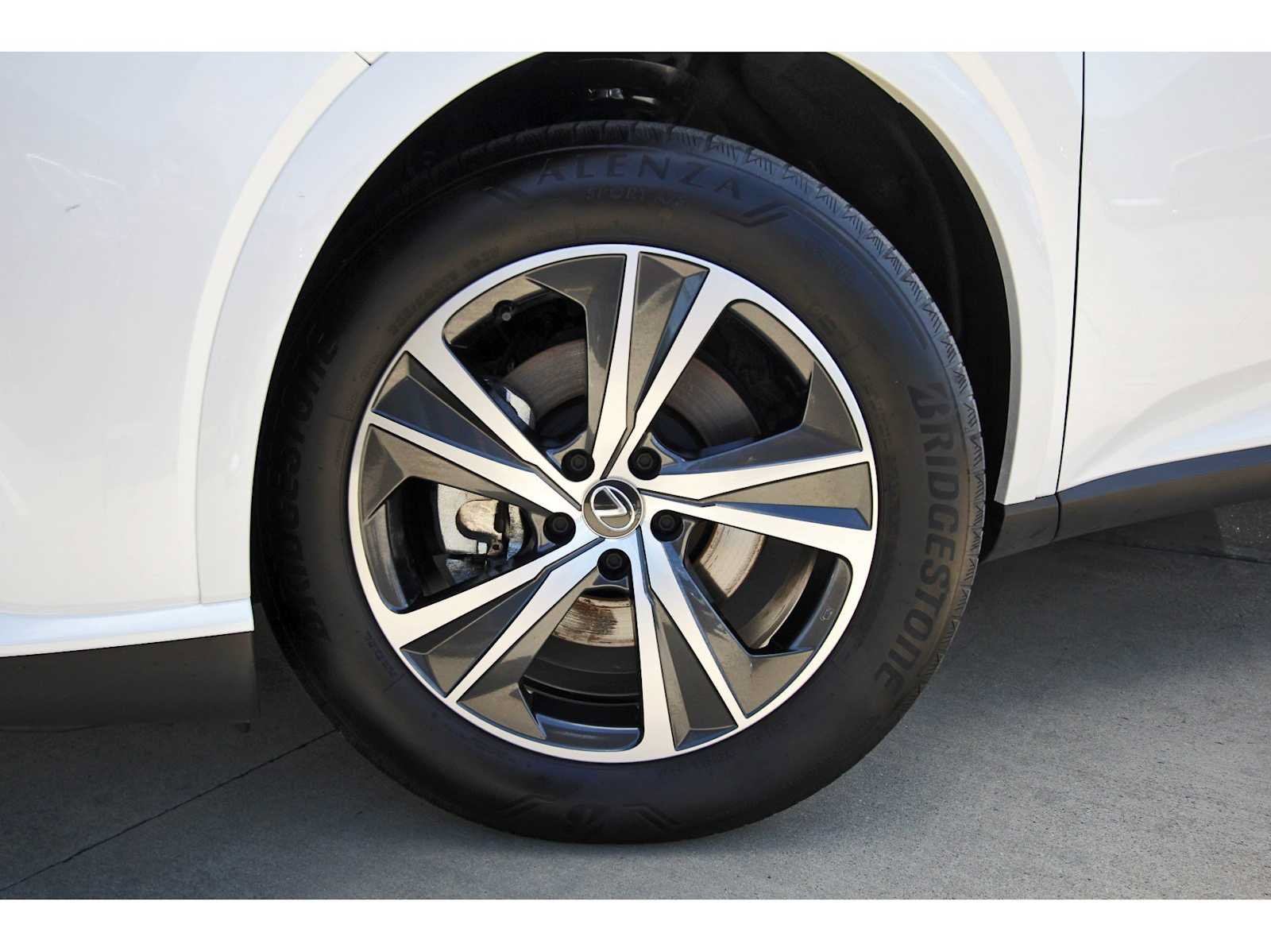Used 2025 Lexus RX 350 Premium FWD image 30